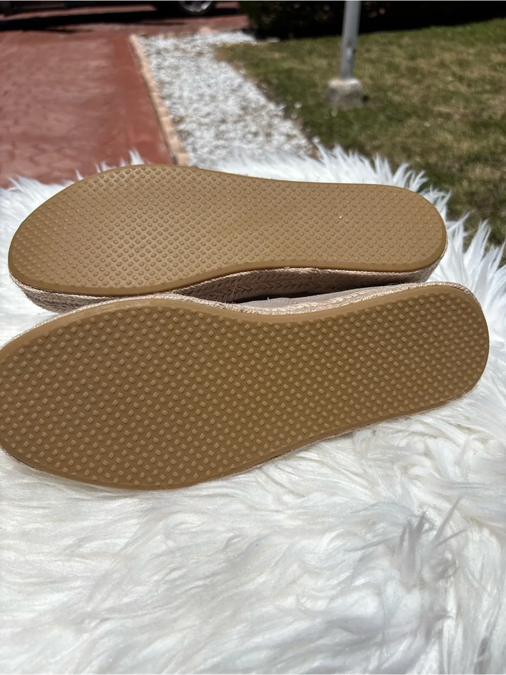 Toms Dune Suede Carolina Lace Up Platform Slip-Ons with Cream Ribbon Laces - Picture 5 of 6